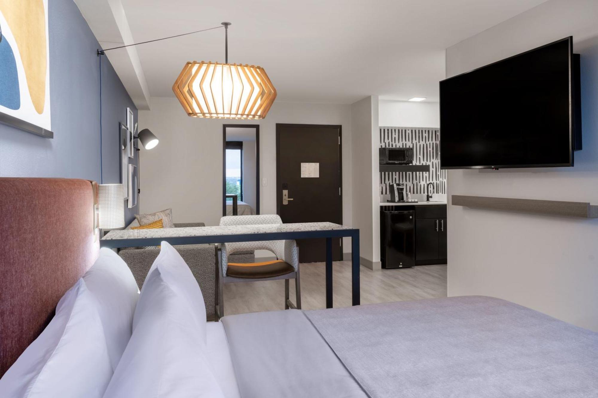 Atwell Suites Austin Airport By Ihg Buitenkant foto