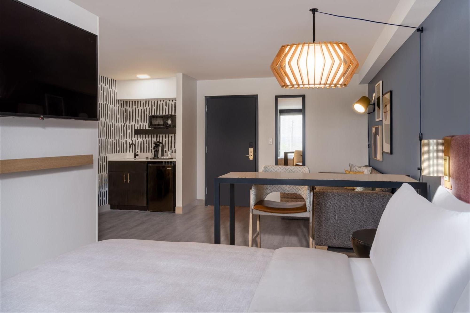 Atwell Suites Austin Airport By Ihg Buitenkant foto