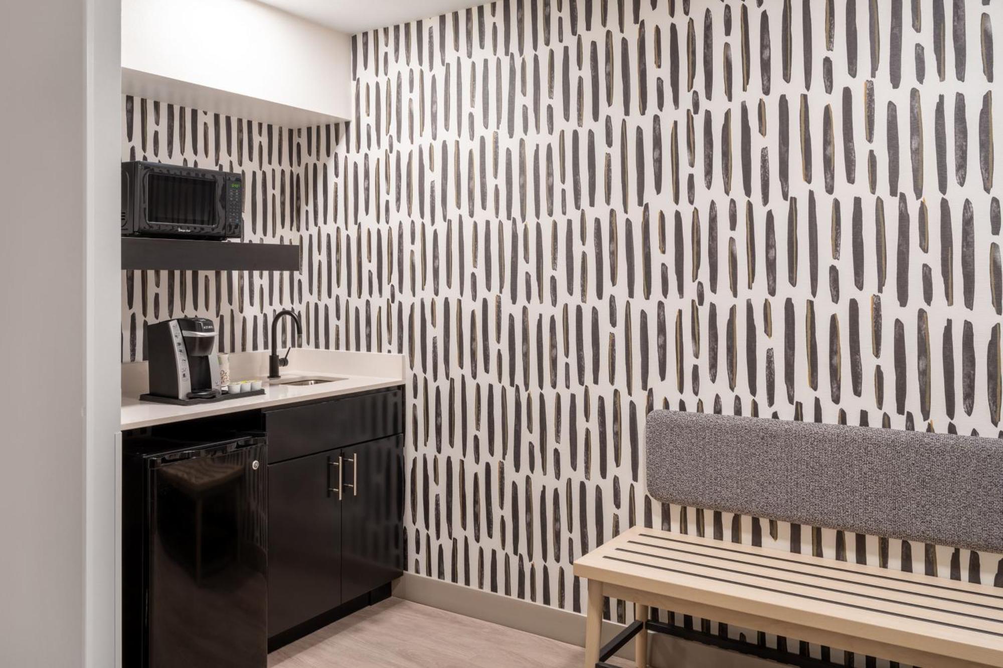 Atwell Suites Austin Airport By Ihg Buitenkant foto