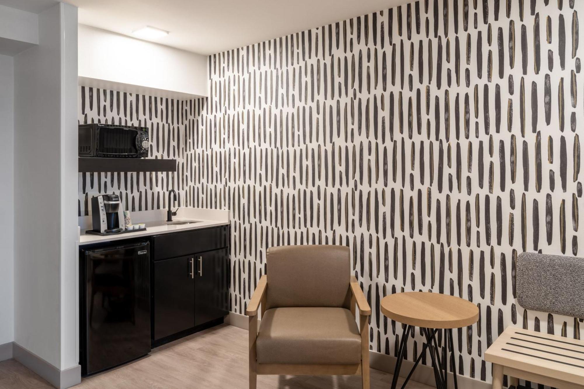 Atwell Suites Austin Airport By Ihg Buitenkant foto